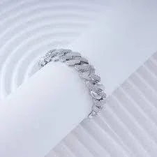اسوارة جنزير اكسترا نص زركون فضي